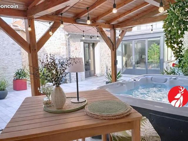 Maison 6 pièces 179 m²