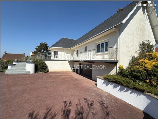 Maison 6 pièces 179 m²
