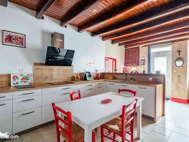 Maison 6 pièces 179 m²