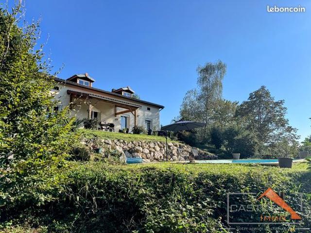 Maison 6 pièces 179 m²