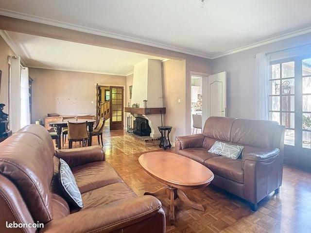 Maison 6 pièces 179 m²