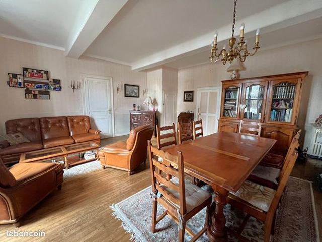 Maison 6 pièces 179 m²