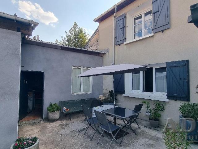 Maison 6 pièces 179 m²
