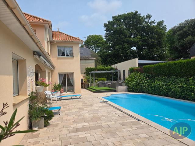 Maison 6 pièces 170 m²