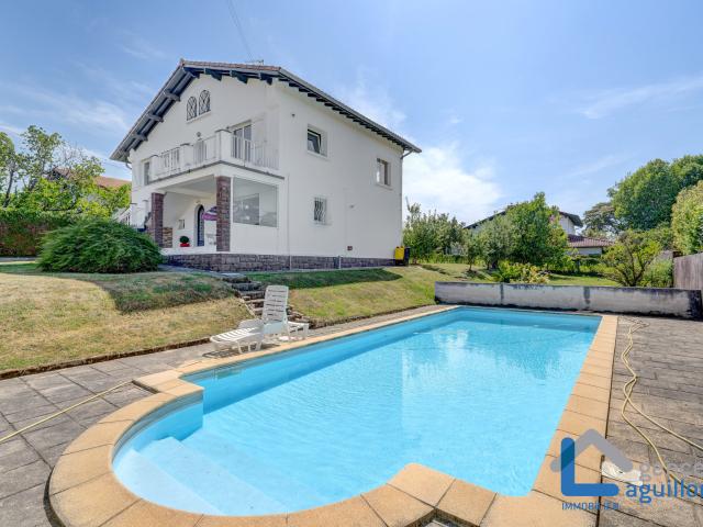 Maison 6 pièces 170 m²