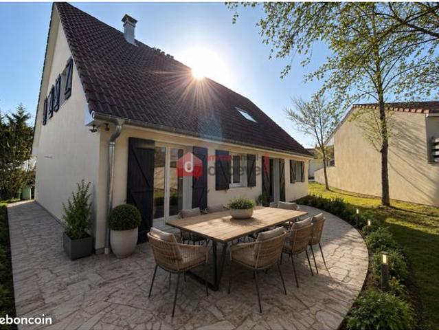 Maison 6 pièces 170 m²
