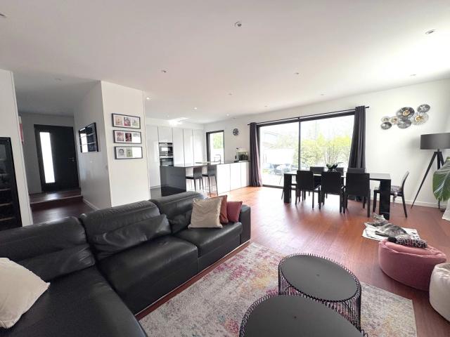 Maison 6 pièces 170 m²