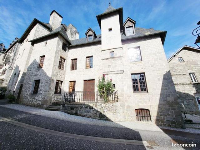 Maison 6 pièces 170 m²