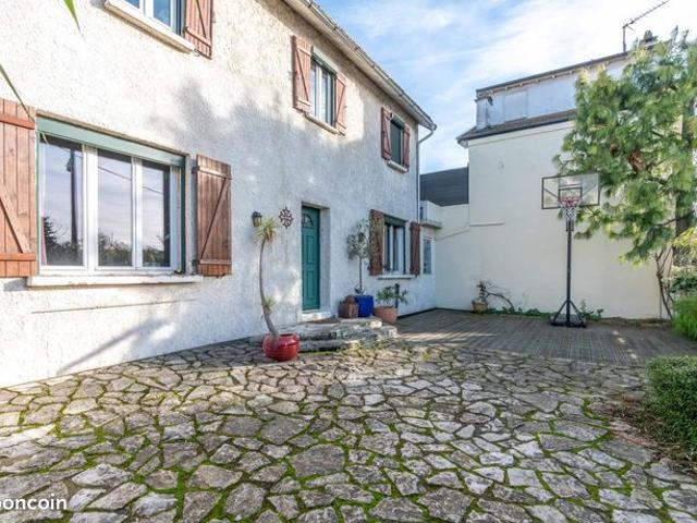 Maison 6 pièces 170 m²