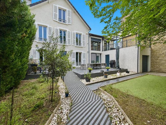 Maison 6 pièces 170 m²