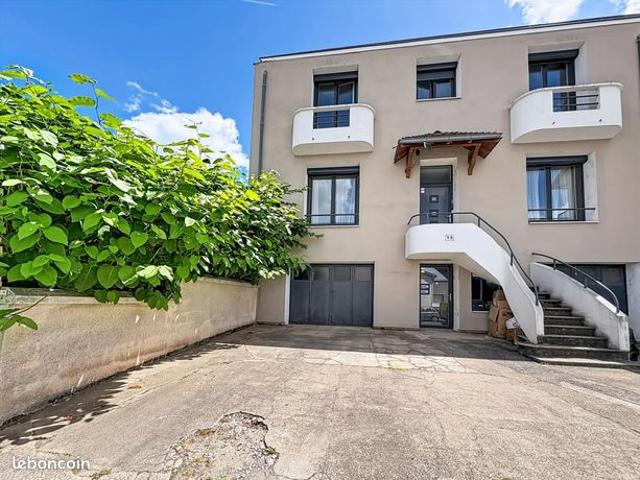 Maison 8 pièces 170 m²
