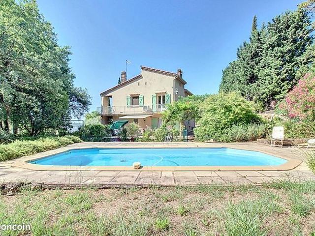 Maison 6 pièces 170 m²