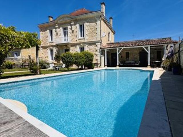 Maison 6 pièces 170 m²
