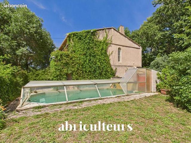Maison 6 pièces 170 m²