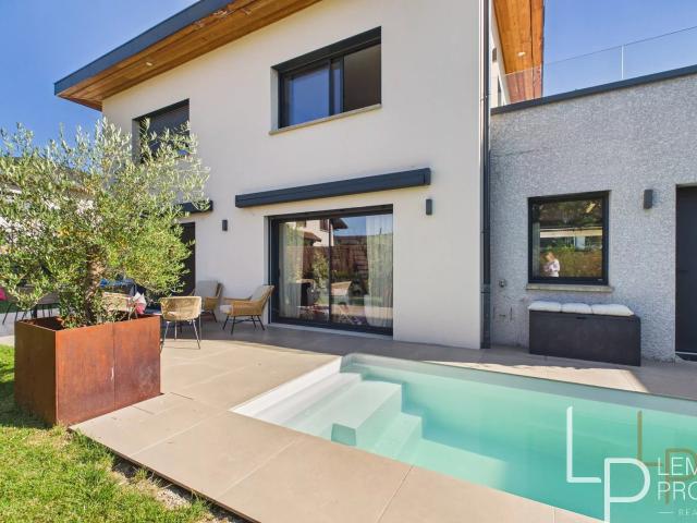 Maison 6 pièces 170 m²