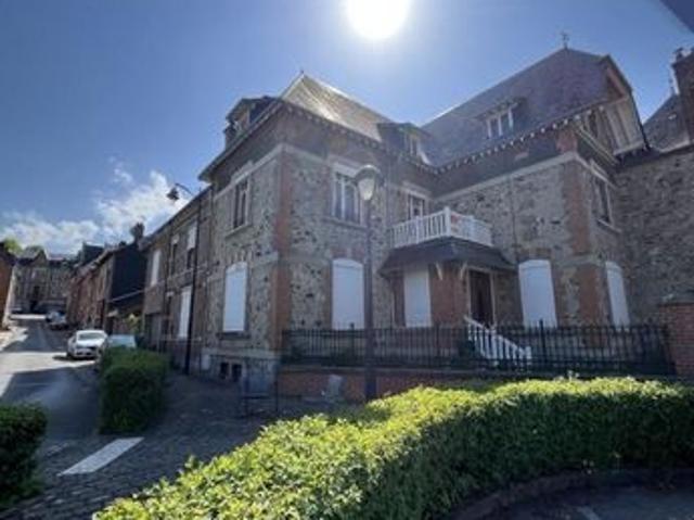 Maison 6 pièces 170 m²