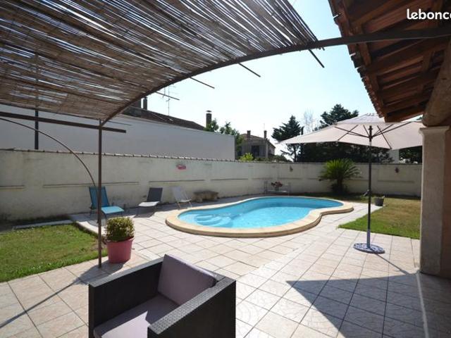 Maison 6 pièces 158 m²