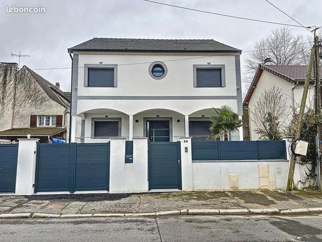 Maison 6 pièces 170 m²