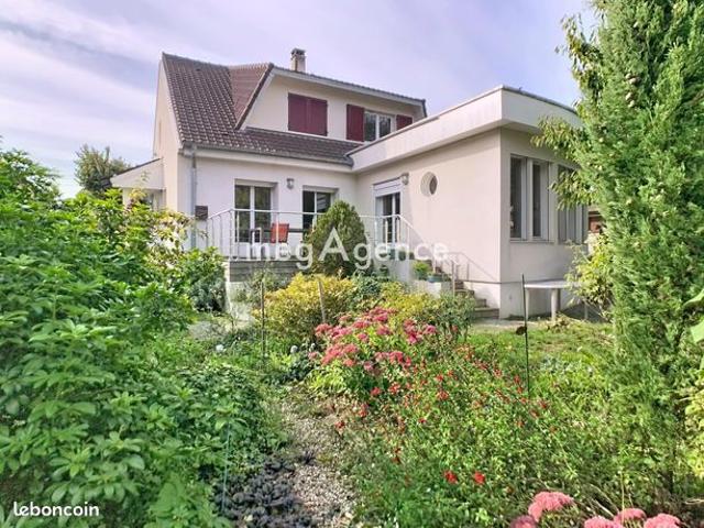 Maison 6 pièces 170 m²