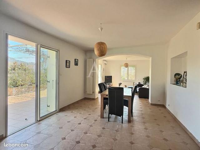 Maison 6 pièces 170 m²