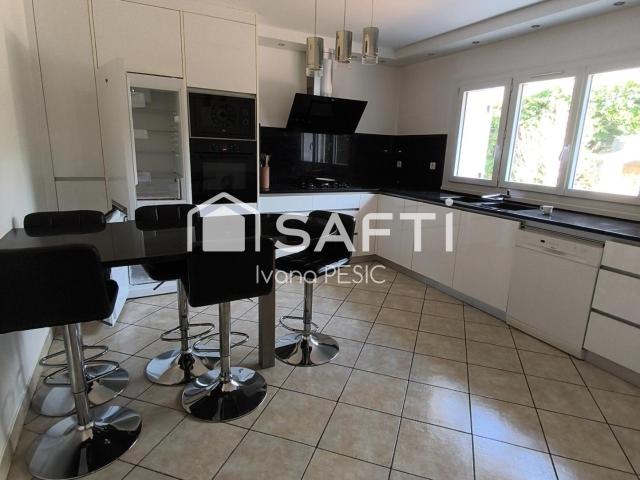 Maison 6 pièces 170 m²