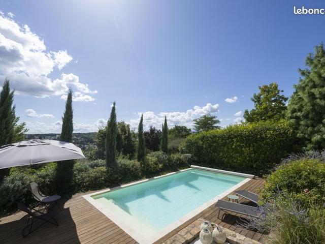 Maison 6 pièces 170 m²