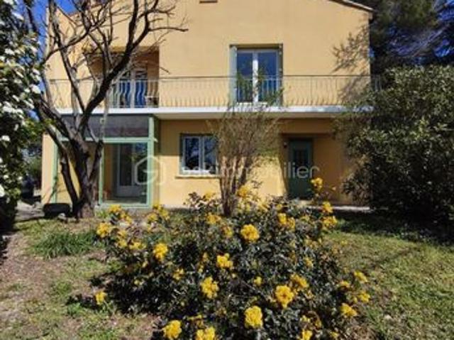 Propriété 6 pièces 170 m²