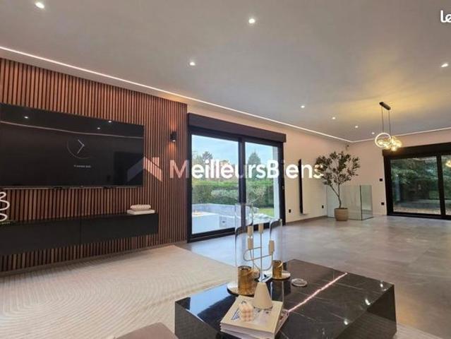 Maison 6 pièces 170 m²