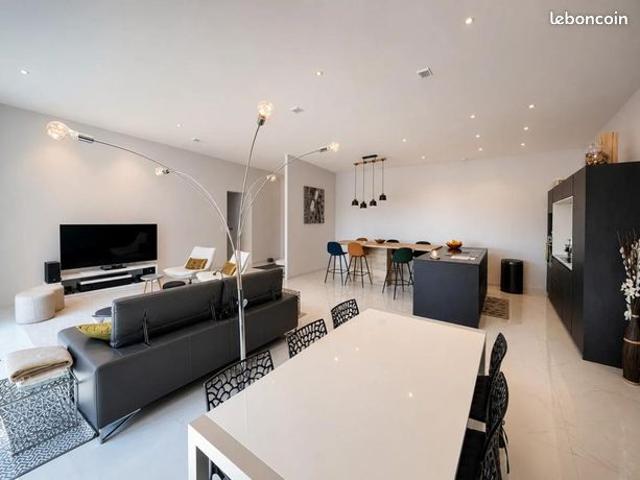Villa 6 pièces 170 m²