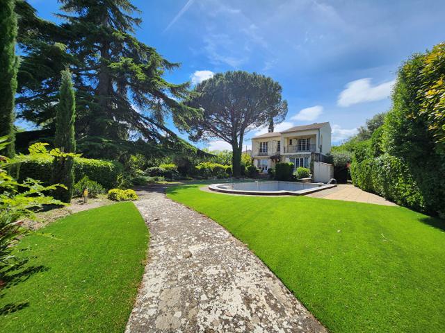 Maison 6 pièces 170 m²