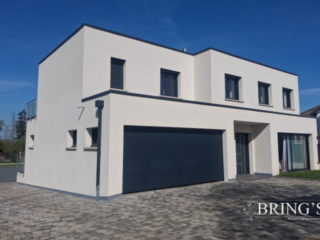 Maison 6 pièces 170 m²