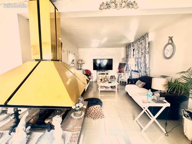 Maison 6 pièces 170 m²