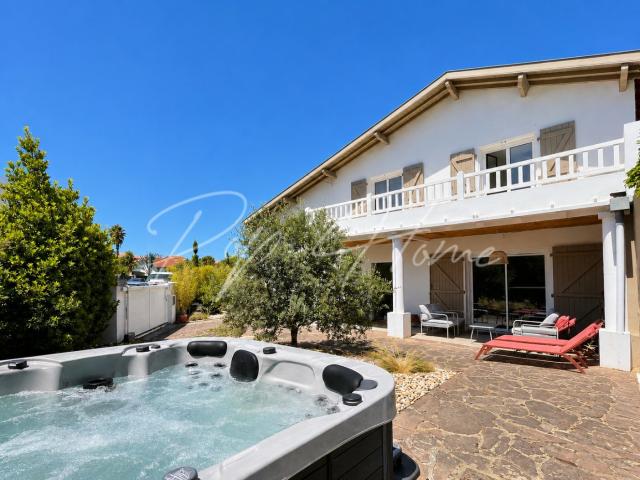 Maison 6 pièces 170 m²