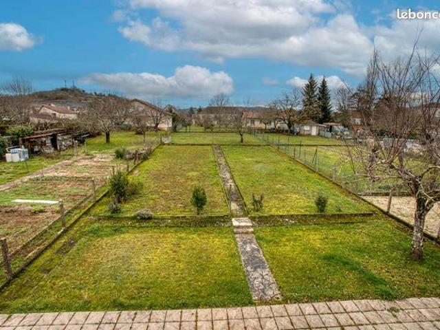 Maison 6 pièces 170 m²