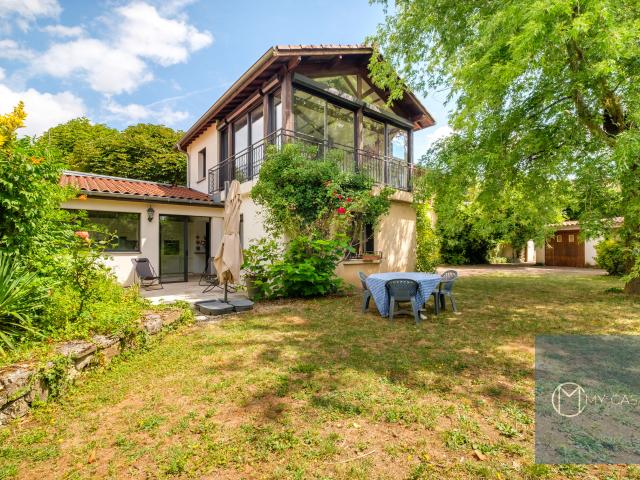Maison 6 pièces 170 m²