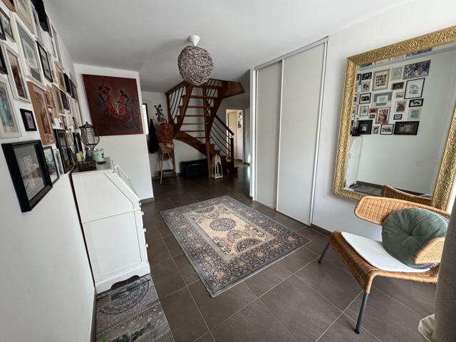 Maison 6 pièces 170 m²