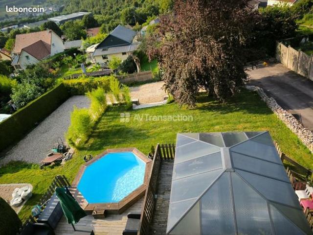 Maison 6 pièces 170 m²