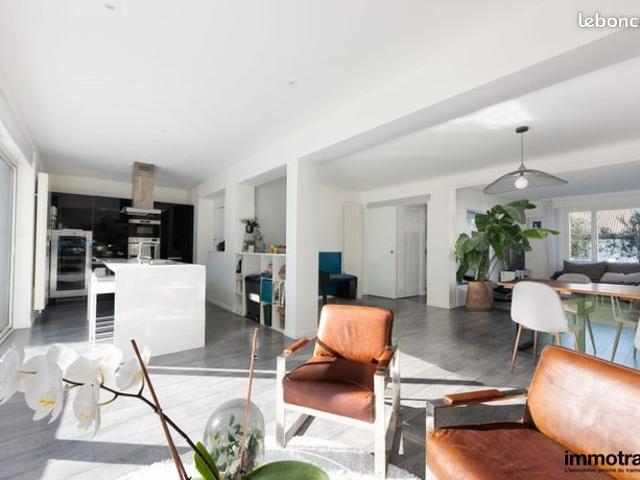 Maison 6 pièces 170 m²
