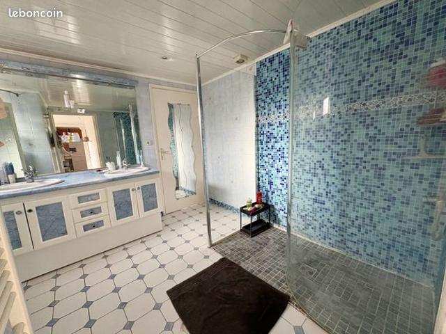Maison 6 pièces 171 m²