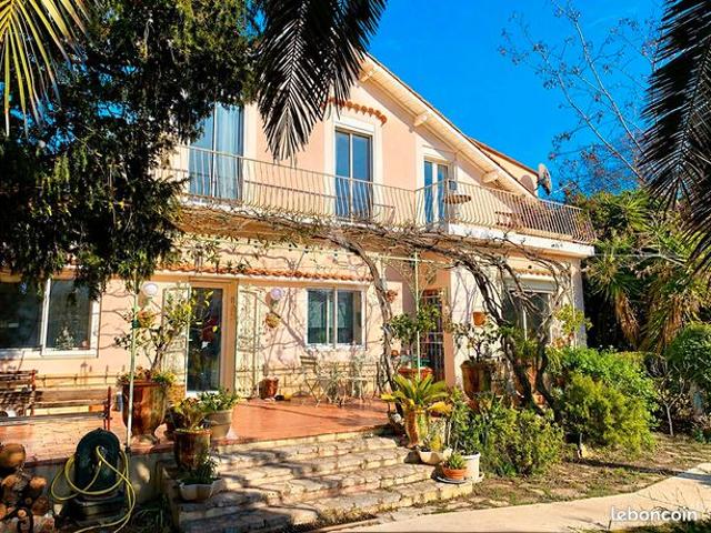 Maison 6 pièces 171 m²