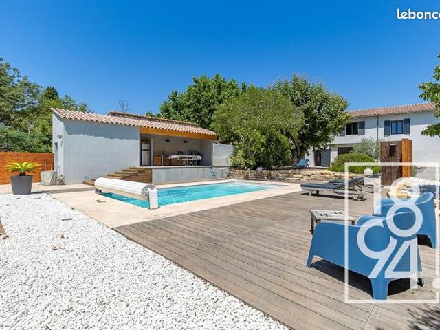 Maison 6 pièces 171 m²