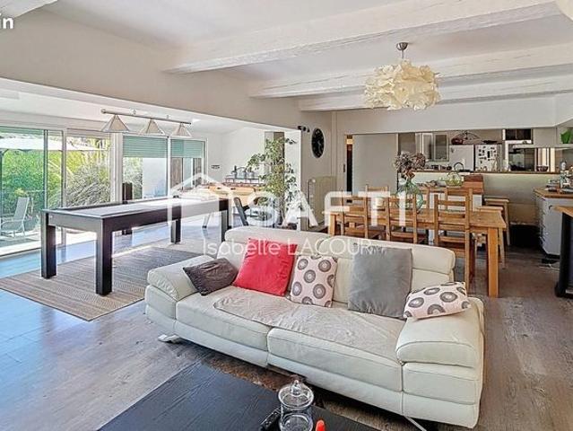 Maison 6 pièces 171 m²