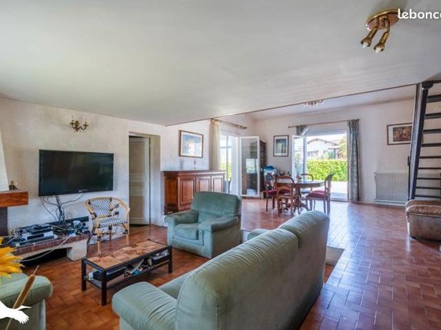 Maison 6 pièces 171 m²
