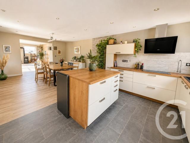 Maison 6 pièces 172 m²