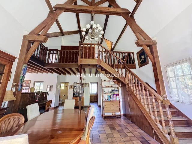 Maison 6 pièces 172 m²