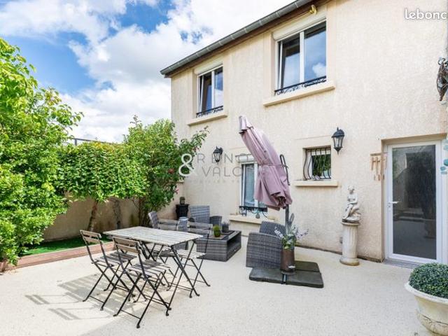 Maison 6 pièces 172 m²