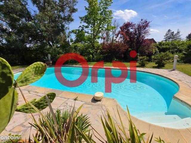 Maison 6 pièces 172 m²