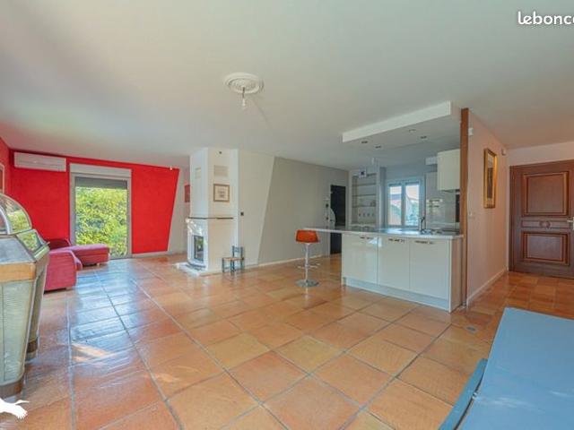 Maison 6 pièces 172 m²