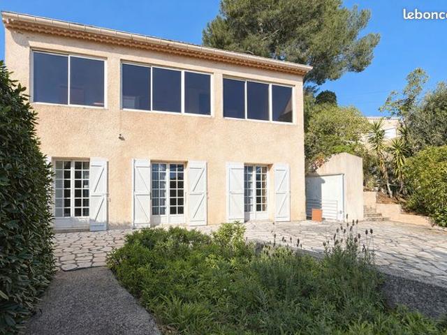 Maison 6 pièces 172 m²