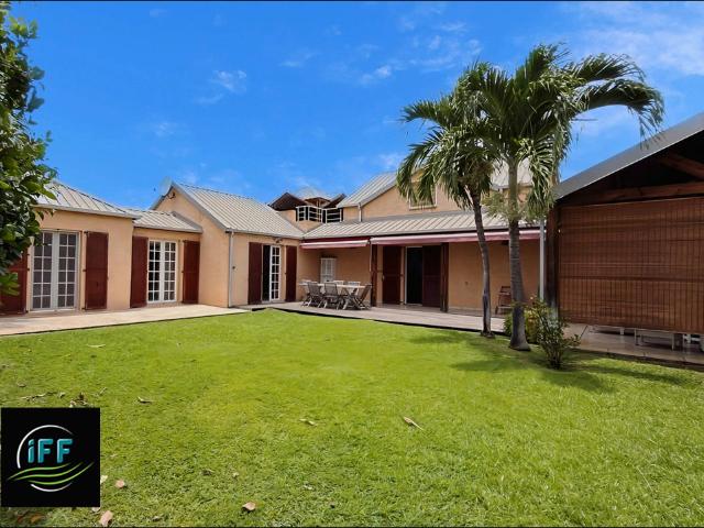 Maison 6 pièces 173 m²